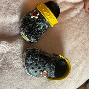Mickey Mouse light up crocs size 5
